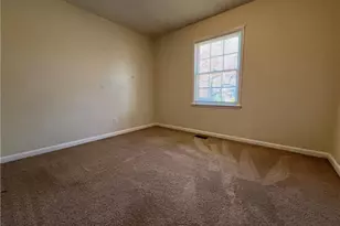 236 Ramona Dr, Fayetteville, NC 28303 - Photo 6