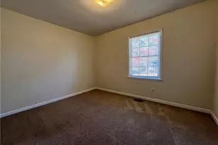 236 Ramona Dr, Fayetteville, NC 28303 - Photo 8