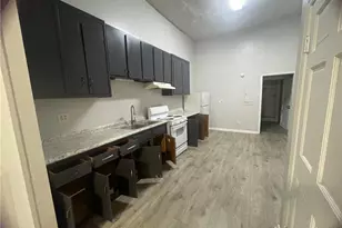 401 S Clinton Ave, Dunn, NC 28334 - Photo 2