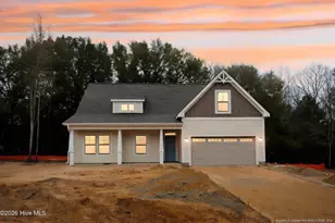 229 Telluride Ct, Aberdeen, NC 28315 - Photo 2