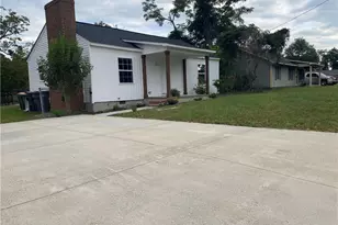 5633 Duncan St, Hope Mills, NC 28348 - Photo 2