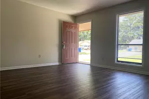 6429 Rockford Dr, Fayetteville, NC 28304 - Photo 2