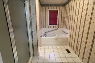 2074 Corrinna St, Fayetteville, NC 28311 - Photo 16