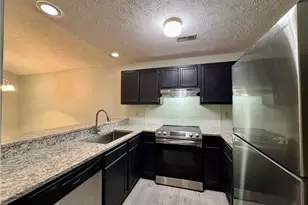 1899 Tryon Dr, Fayetteville, NC 28303 - Photo 10