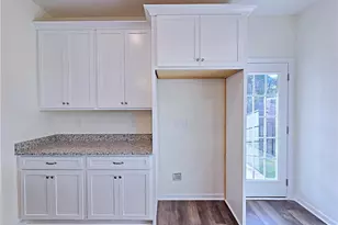 1814 Fordham Dr, Fayetteville, NC 28304 - Photo 12