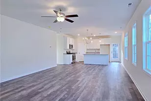 1814 Fordham Dr, Fayetteville, NC 28304 - Photo 4