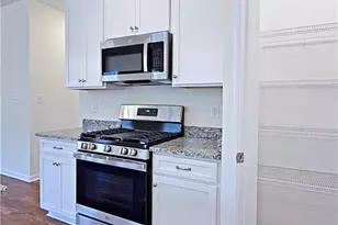 1822 Fordham Dr, Fayetteville, NC 28304 - Photo 10