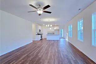 1822 Fordham Dr, Fayetteville, NC 28304 - Photo 4