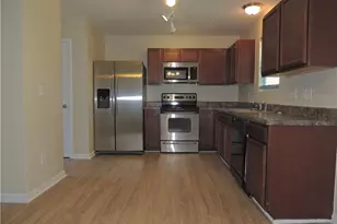 46 Hallow Oak St, Spring Lake, NC 28390 - Photo 4