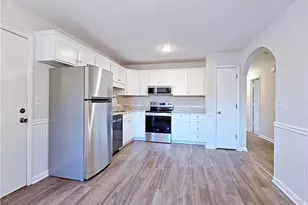 408 Lynhurst Dr, Fayetteville, NC 28314 - Photo 8