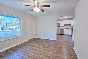 408 Lynhurst Dr, Fayetteville, NC 28314 - Photo 6