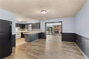 1438 Berriedale Dr, Fayetteville, NC 28304 - Photo 10