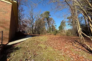 1916 Spruce St, Fayetteville, NC 28303 - Photo 8