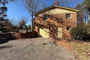 1916 Spruce St, Fayetteville, NC 28303 - Photo 4