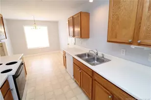 4105 Scofield Dr, Raleigh, NC 27610 - Photo 8