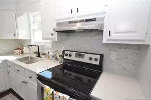 3235 Glenmore Dr, Hope Mills, NC 28348 - Photo 8