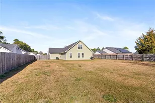 106 Hawthorn Dr, Raeford, NC 28376 - Photo 28