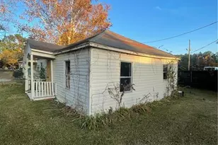 104 Fleishman St, Fayetteville, NC 28303 - Photo 2