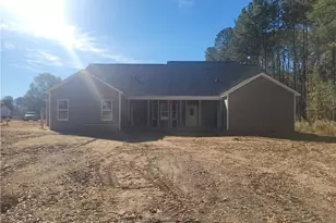 2435 Live Oak Dr, Fayetteville, NC 28306 - Photo 2