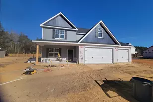 2441 Live Oak Dr, Fayetteville, NC 28306 - Photo 1