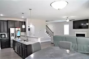 113 Nairn St, Fayetteville, NC 28311 - Photo 6