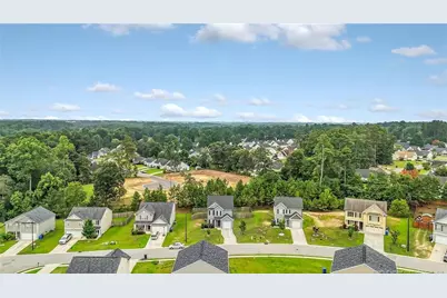 4517 Maple Crest Drive, Fayetteville, NC 28314 - Photo 2