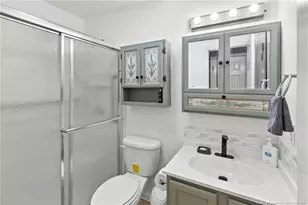 2421 Cleveland Ave, Fayetteville, NC 28312 - Photo 20