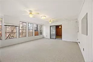 744 Buena Vista Dr, Fayetteville, NC 28311 - Photo 18