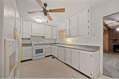 744 Buena Vista Drive, Fayetteville, NC 28311 - Photo 10