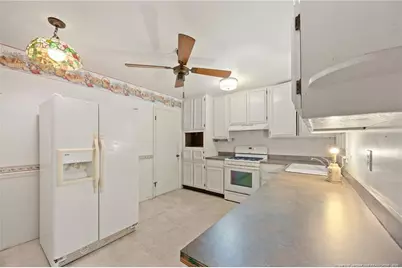 744 Buena Vista Drive, Fayetteville, NC 28311 - Photo 12