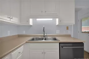 3205 Princeton St, Lumberton, NC 28360 - Photo 16