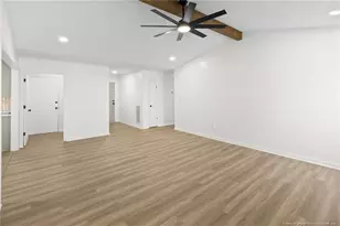 3638 Golfview Rd, Hope Mills, NC 28348 - Photo 8