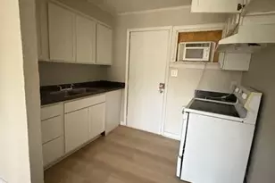 303 Bonnie St, Fayetteville, NC 28303 - Photo 16