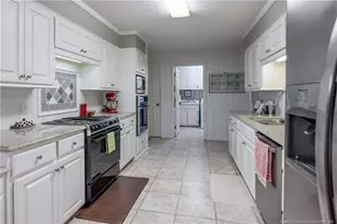 202 Forest Dr, Clinton, NC 28328 - Photo 10