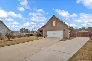 409 Seabiscuit Dr, Raeford, NC 28376 - Photo 2