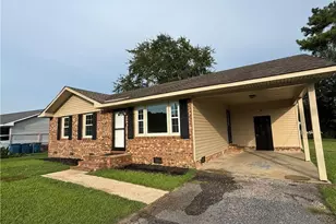 107 Mars Dr, Dunn, NC 28334 - Photo 4