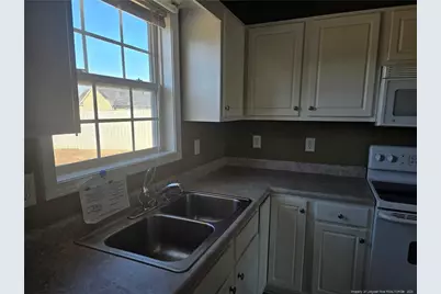 413 Turret Court, Hope Mills, NC 28348 - Photo 6