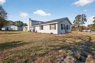 3402 7 Mountain Dr, Fayetteville, NC 28306 - Photo 4