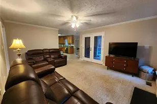 7626 Trappers Rd, Fayetteville, NC 28311 - Photo 10