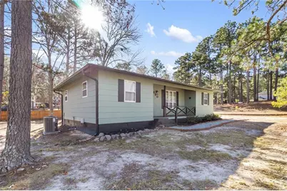 860 S Carlisle Street, Southern Pines, NC 28387 - Photo 4