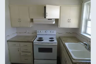 100 Spring Avenue #A, Spring Lake, NC 28390 - Photo 4