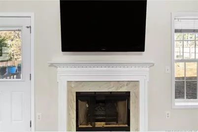 110 Jefferson Drive, Raeford, NC 28376 - Photo 8