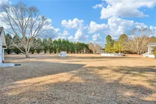 7170 Sim Canady Rd, Hope Mills, NC 28348 - Photo 38