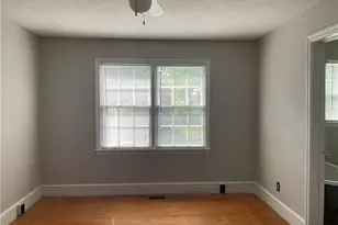 109 N Magnolia St, Raeford, NC 28376 - Photo 24