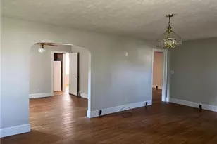 109 N Magnolia St, Raeford, NC 28376 - Photo 8