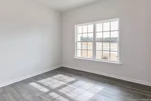 1040 Misty Creek Dr, Aberdeen, NC 28315 - Photo 4