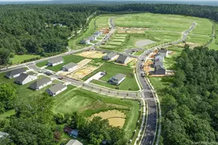 1040 Misty Creek Dr, Aberdeen, NC 28315 - Photo 32