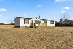 56 Apache Cir, Parkton, NC 28371 - Photo 2