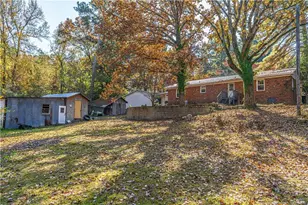 806 Currie St, Carthage, NC 28327 - Photo 6