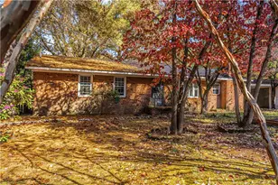 806 Currie St, Carthage, NC 28327 - Photo 1